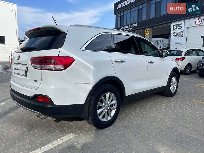 Позашляховик / Кросовер Kia Sorento 2016 в Одесі