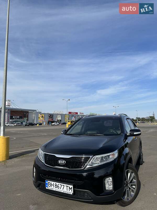Позашляховик / Кросовер Kia Sorento 2013 в Одесі