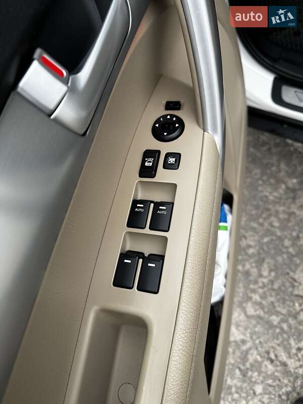 Внедорожник / Кроссовер Kia Sorento 2010 в Киеве