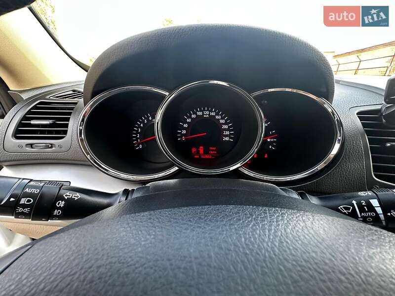 Внедорожник / Кроссовер Kia Sorento 2010 в Киеве