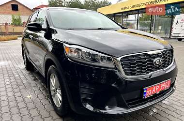 Внедорожник / Кроссовер Kia Sorento 2018 в Маневичах
