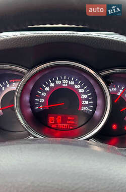 Внедорожник / Кроссовер Kia Sorento 2010 в 