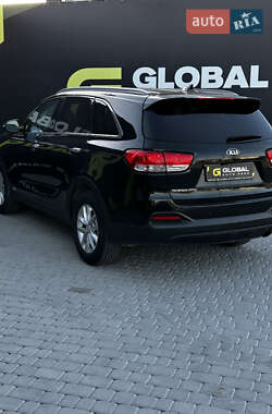 Внедорожник / Кроссовер Kia Sorento 2016 в 