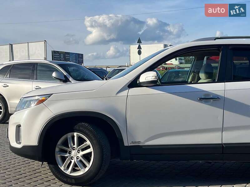 Внедорожник / Кроссовер Kia Sorento 2013 в Львове