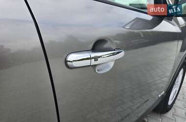 Внедорожник / Кроссовер Kia Sorento 2012 в 