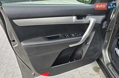 Внедорожник / Кроссовер Kia Sorento 2012 в 