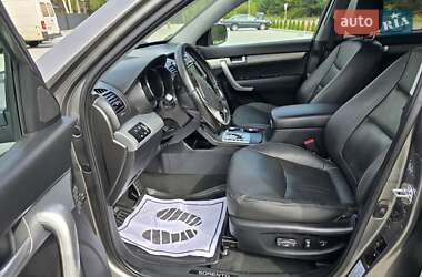 Внедорожник / Кроссовер Kia Sorento 2012 в 