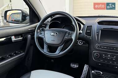 Внедорожник / Кроссовер Kia Sorento 2015 в 