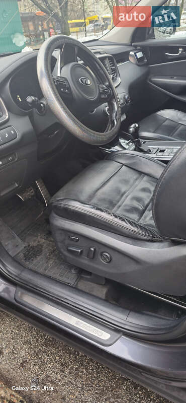Позашляховик / Кросовер Kia Sorento 2017 в Києві фото 8 Позашляховик / Кросовер Kia Sorento 2017 в Києві