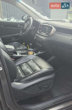 Позашляховик / Кросовер Kia Sorento 2017 в Києві