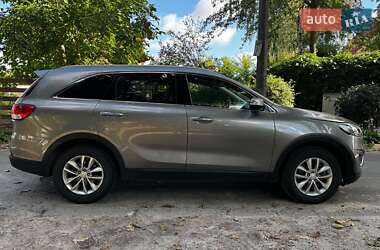 Позашляховик / Кросовер Kia Sorento 2016 в  фото 5 Позашляховик / Кросовер Kia Sorento 2016 в