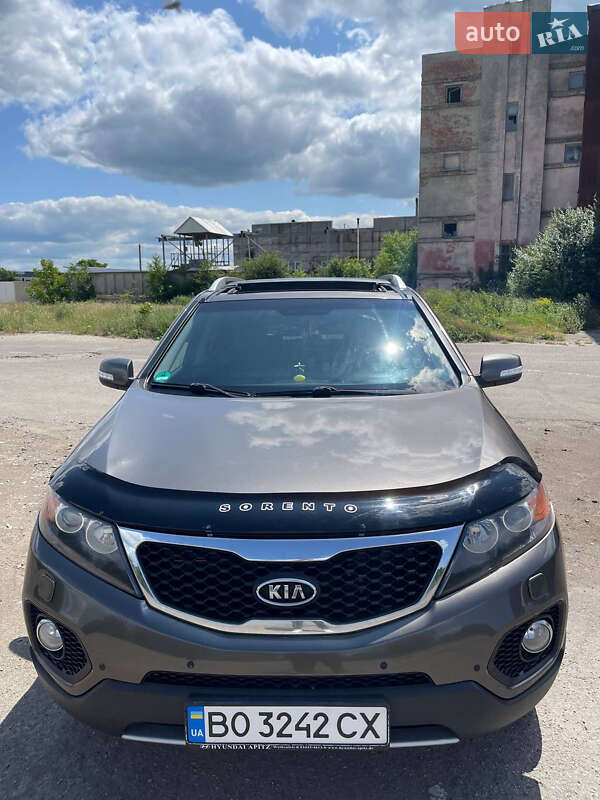 Позашляховик / Кросовер Kia Sorento 2011 в Тернополі