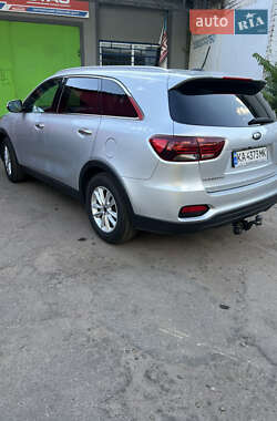 Внедорожник / Кроссовер Kia Sorento 2019 в 