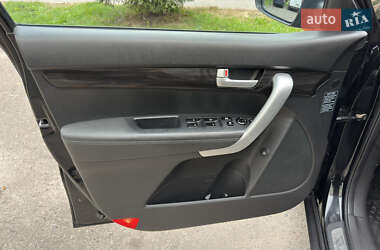 Внедорожник / Кроссовер Kia Sorento 2010 в 