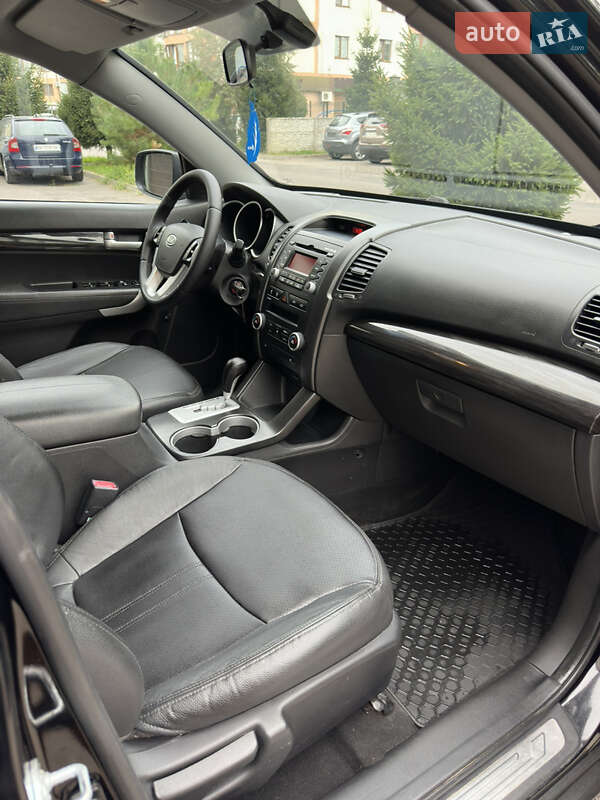 Внедорожник / Кроссовер Kia Sorento 2010 в Ровно