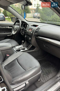 Внедорожник / Кроссовер Kia Sorento 2010 в 