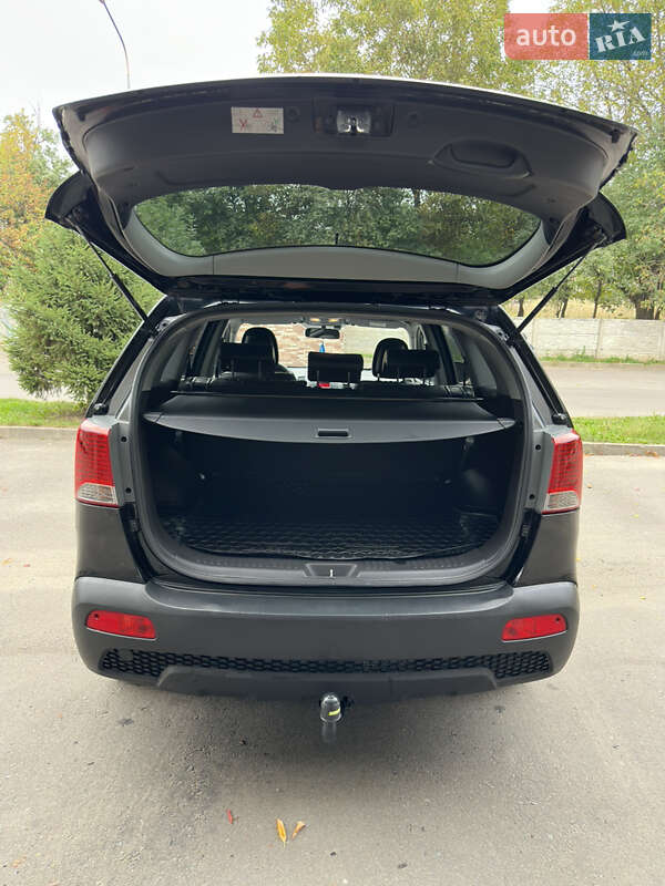 Внедорожник / Кроссовер Kia Sorento 2010 в Ровно
