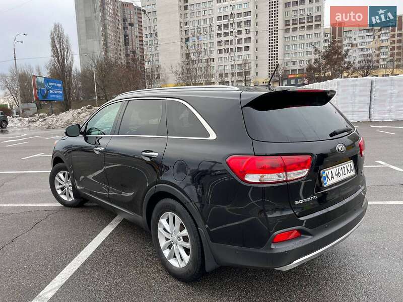 Внедорожник / Кроссовер Kia Sorento 2016 в Киеве