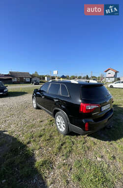 Внедорожник / Кроссовер Kia Sorento 2012 в 