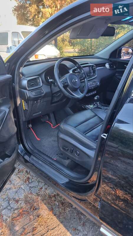 Позашляховик / Кросовер Kia Sorento 2016 в Глухові