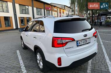 Внедорожник / Кроссовер Kia Sorento 2012 в 