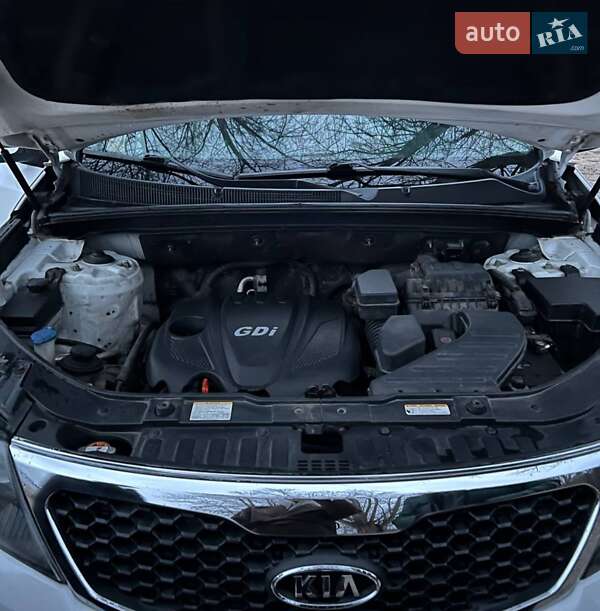 Внедорожник / Кроссовер Kia Sorento 2012 в Черкассах