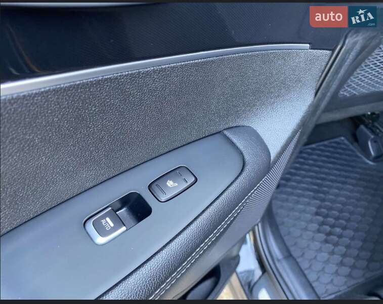 Внедорожник / Кроссовер Kia Sorento 2015 в Ивано-Франковске