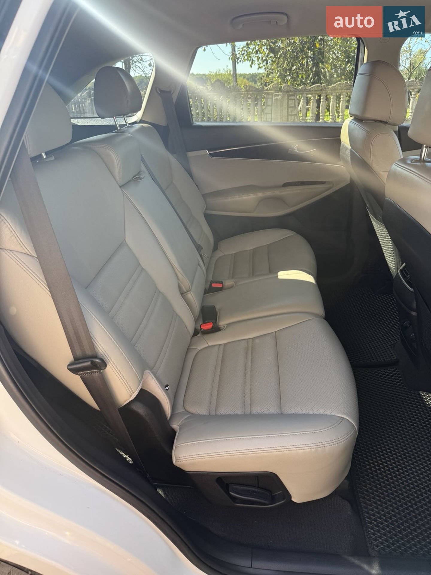 2016 Kia Sorento - мініатюра 18