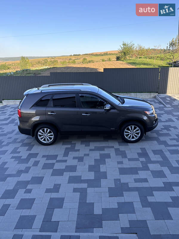 Внедорожник / Кроссовер Kia Sorento 2011 в Калуше