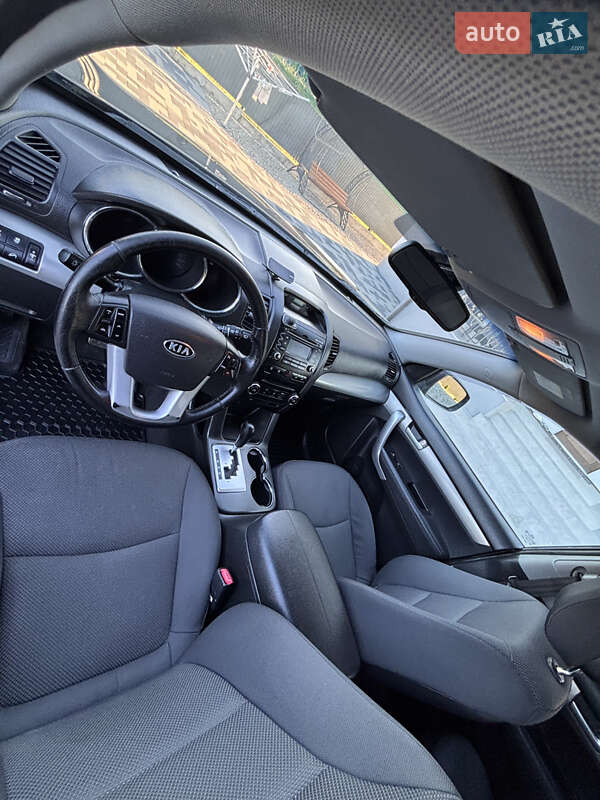 Внедорожник / Кроссовер Kia Sorento 2011 в Калуше