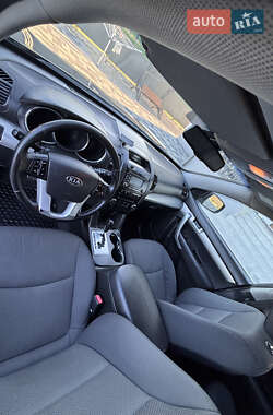 Позашляховик / Кросовер Kia Sorento 2011 в  фото 34 Позашляховик / Кросовер Kia Sorento 2011 в