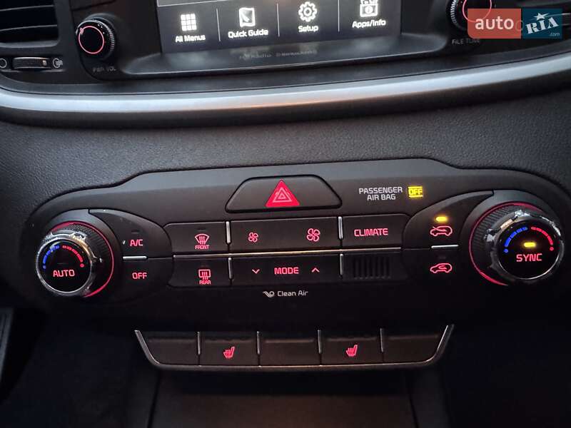 Внедорожник / Кроссовер Kia Sorento 2016 в Ровно фото 49 Внедорожник / Кроссовер Kia Sorento 2016 в Ровно