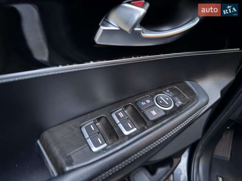Внедорожник / Кроссовер Kia Sorento 2016 в Ровно фото 55 Внедорожник / Кроссовер Kia Sorento 2016 в Ровно