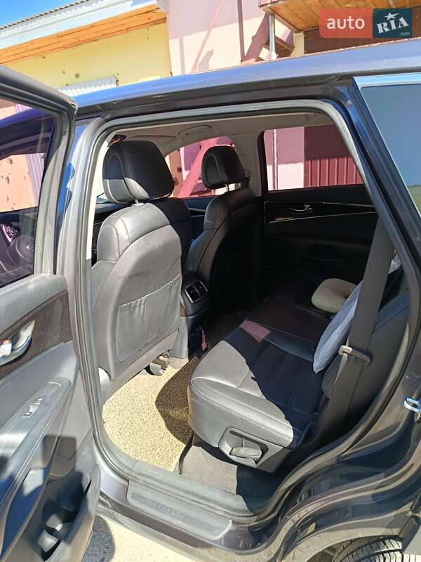 Внедорожник / Кроссовер Kia Sorento 2015 в Жовкве