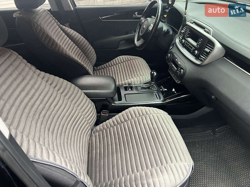 Внедорожник / Кроссовер Kia Sorento 2015 в Гайсине