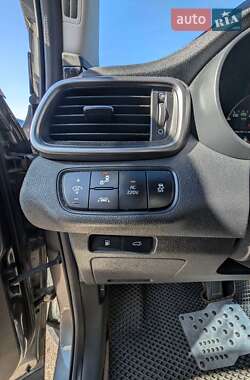 Внедорожник / Кроссовер Kia Sorento 2016 в 