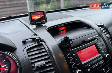 Внедорожник / Кроссовер Kia Sorento 2010 в 