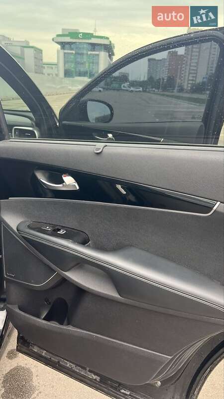 Позашляховик / Кросовер Kia Sorento 2015 в Києві фото 15 Позашляховик / Кросовер Kia Sorento 2015 в Києві