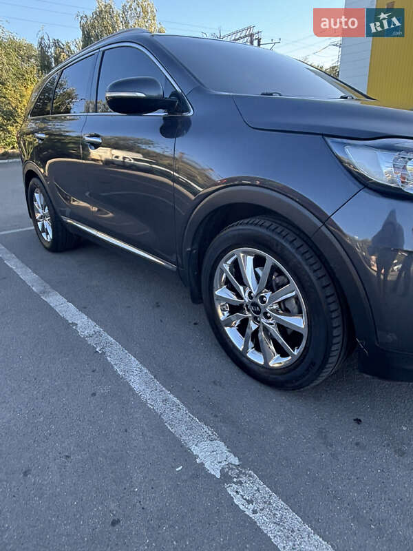 Позашляховик / Кросовер Kia Sorento 2016 в Дніпрі фото 4 Позашляховик / Кросовер Kia Sorento 2016 в Дніпрі