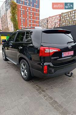 Внедорожник / Кроссовер Kia Sorento 2014 в 