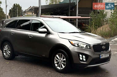 Внедорожник / Кроссовер Kia Sorento 2016 в 