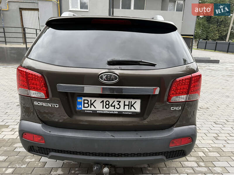 Внедорожник / Кроссовер Kia Sorento 2010 в Борщеве