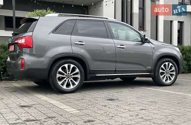 Внедорожник / Кроссовер Kia Sorento 2014 в 