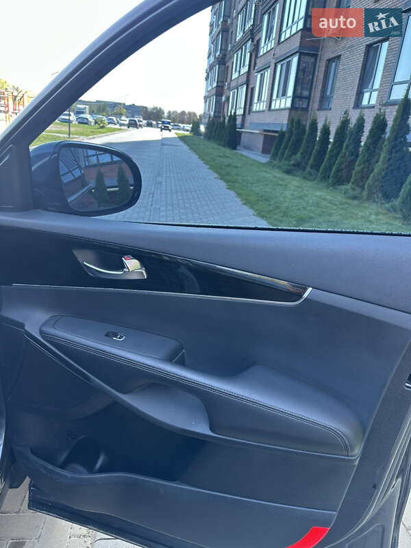 Позашляховик / Кросовер Kia Sorento 2019 в Житомирі