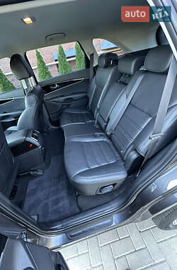 Внедорожник / Кроссовер Kia Sorento 2019 в 