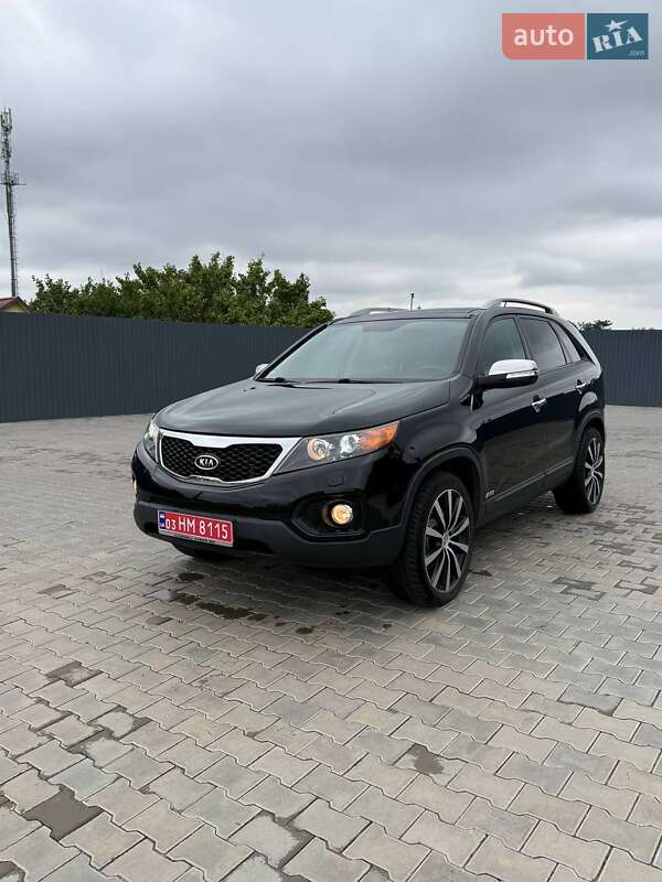 Внедорожник / Кроссовер Kia Sorento 2012 в 