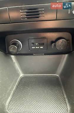 Внедорожник / Кроссовер Kia Sorento 2012 в 