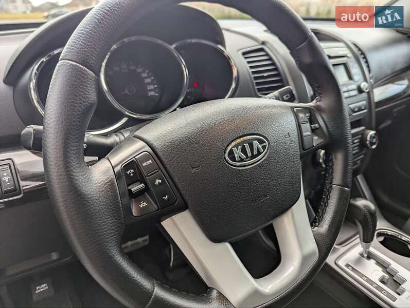 Внедорожник / Кроссовер Kia Sorento 2010 в Луцке фото 37 Внедорожник / Кроссовер Kia Sorento 2010 в Луцке