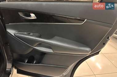 Внедорожник / Кроссовер Kia Sorento 2014 в 