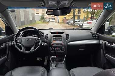 Внедорожник / Кроссовер Kia Sorento 2014 в 